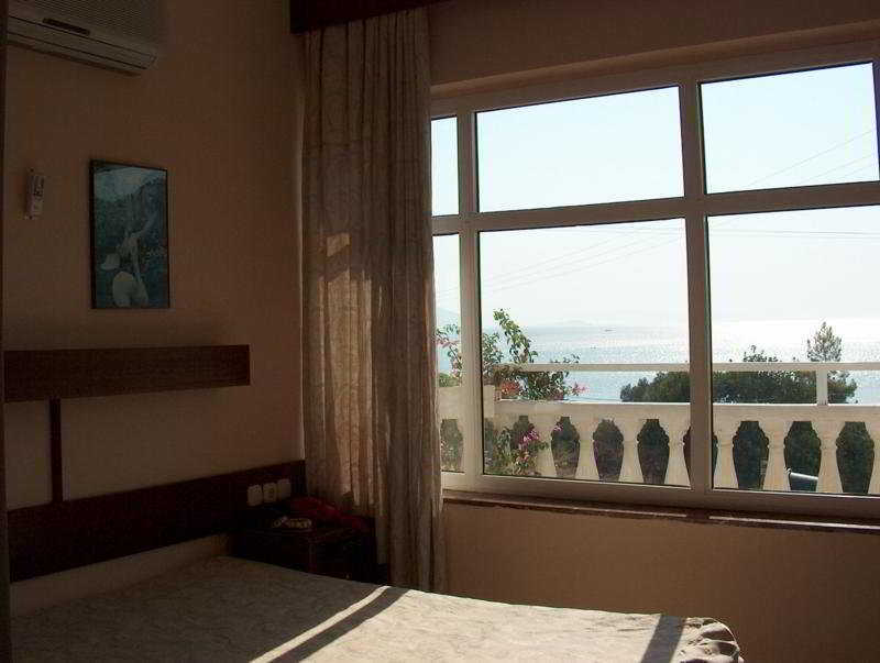 Kavala Hotel Turunç Luaran gambar